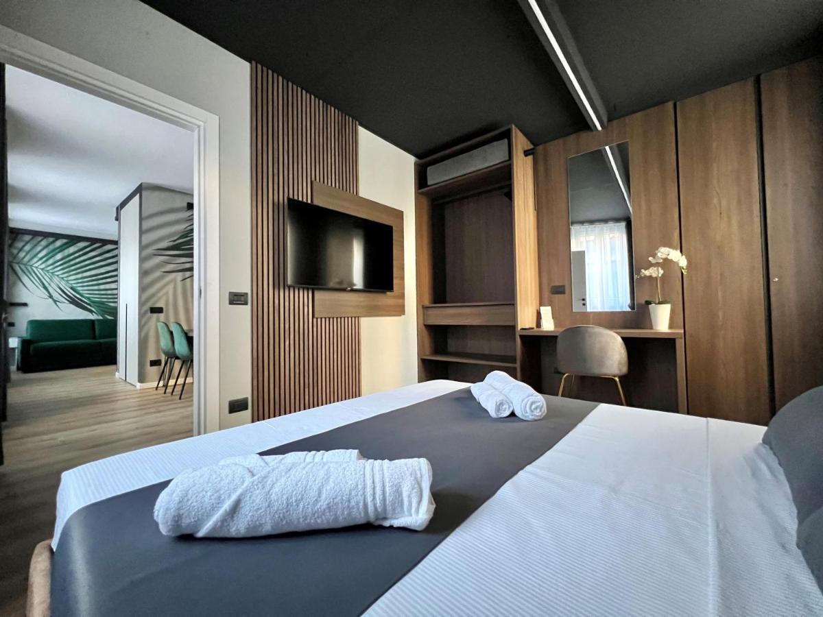 Prestige Duomo Apartment - Lake Como Eksteriør billede